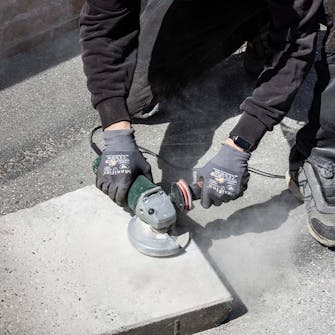 Finsliping av betong Finsliping av betong: Hold maskin og slipekopp i konstant bevegelse